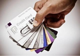 信用卡逾期了无力偿还怎么办？不想以贷养贷害