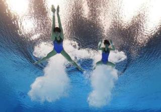 世锦赛11连冠陈芋汐全红婵女双10米台超高分摘金