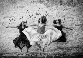 二类电商跑快手广告优势有哪些?电商扩张快手升级还要上市?