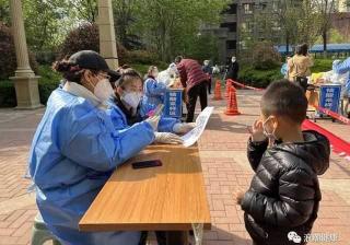 父母上班孩子做核酸不方便？济南纸质“核酸码”来了