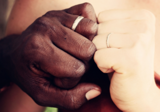 雅虎推广账户怎么操作?雅虎现在跑食品成本需要多少钱呢？