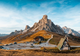 陌陌广告怎么做？陌陌现在跑商务服务效果怎么样？