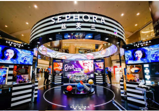 MakeUpForEver × 美图魔镜，开启门店全新试妆体验