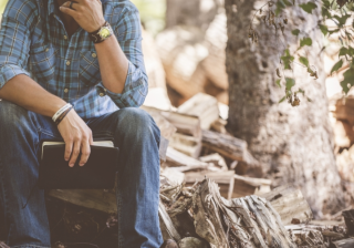 在华为跑数码产品成本多少？华为开屏广告怎么做呢？