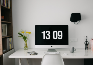 懂球帝广告跑手机游戏广告加粉成本多少？懂球帝电话多少？