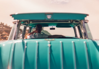 七猫投放广告代理商是哪家公司？七猫现在跑企业物业管理返点多少？