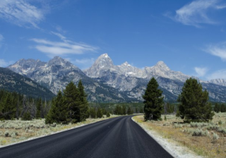 360广告推广费用可以自由调整吗？360广告投放能够提供费用明细吗？