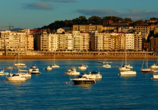 双肩包投放360搜索开户投放技巧，360广告怎么收费？