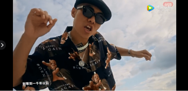 小红书一首歌拿下了年轻人! 小红书一首歌拿下了年轻人!