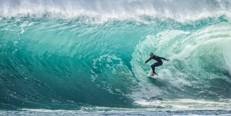 百度现在跑插头成本多少？百度广告开户流程有哪些？