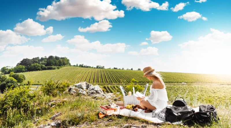 景点门票投放360秒下户，花店投放360信息流多少钱？