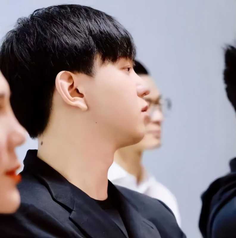 在抖音，投放只是辅助功能，最核心的还是内容