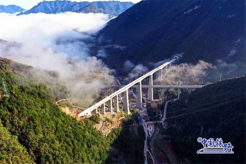 票价出炉！郑渝高铁即将全线贯通运营