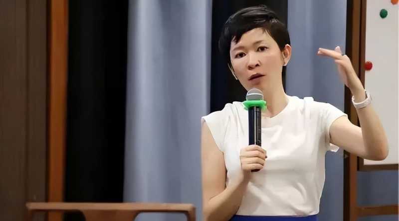 直播电商大变局，抖音快手夺权，淘宝让位