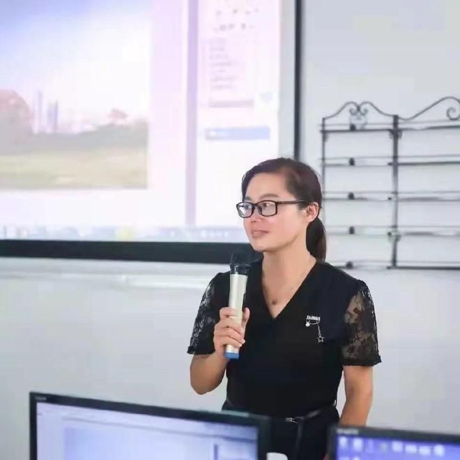 火热报名中!抖音运营、直播带货、手机拍摄剪 火热报名中!抖音运营、直播带货、手机拍摄剪