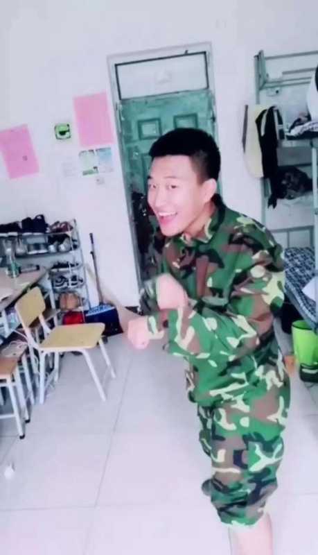 大线索报道：抖音网红排名揭晓，第一名居然是