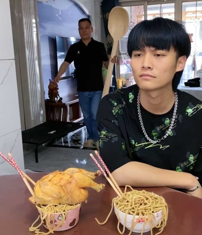 狂赚3亿后，却消失1个月！抖音最火网红，为何有