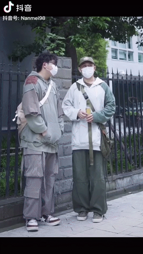 抖音网红,根本不是中国大妈的对手 抖音网红,根本不是中国大妈的对手