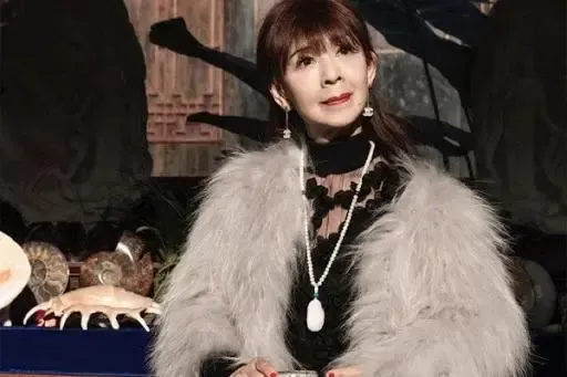 抖音网红,根本不是中国大妈的对手 抖音网红,根本不是中国大妈的对手