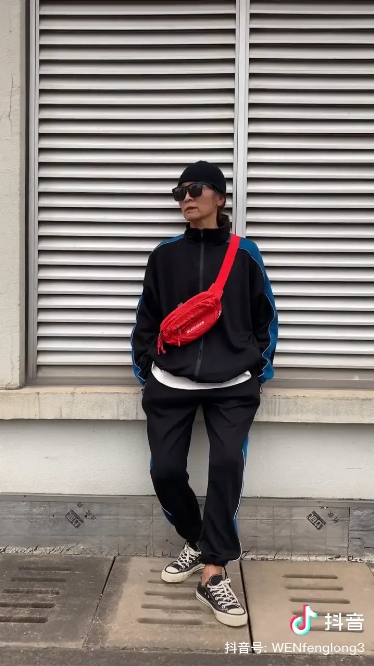 抖音网红,根本不是中国大妈的对手 抖音网红,根本不是中国大妈的对手