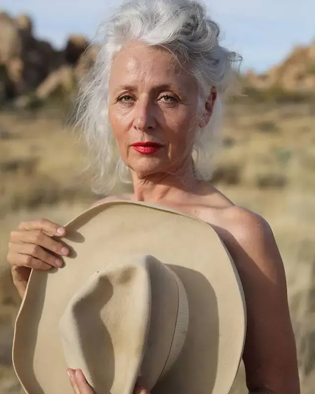 抖音网红,根本不是中国大妈的对手 抖音网红,根本不是中国大妈的对手