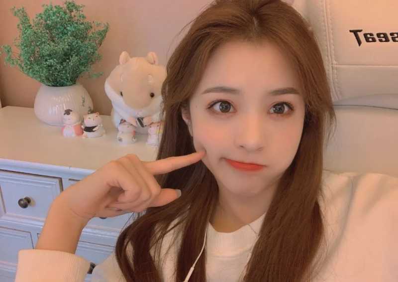 抖音网红刘思瑶被封杀!?日涨1000w粉丝仍惨遭网 抖音网红刘思瑶被封杀!?日涨1000w粉丝仍惨遭网