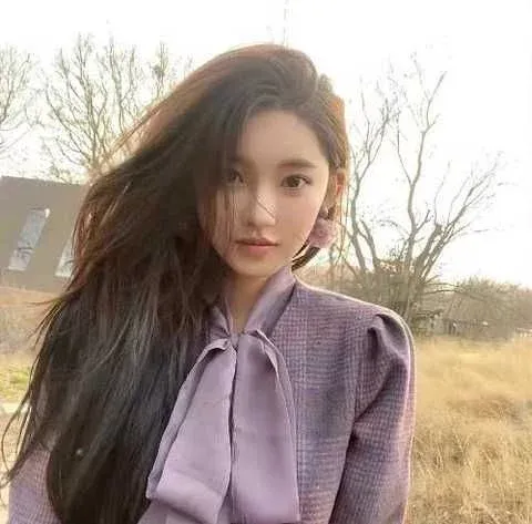 抖音网红李由变性成功，自曝已是女儿身，模样