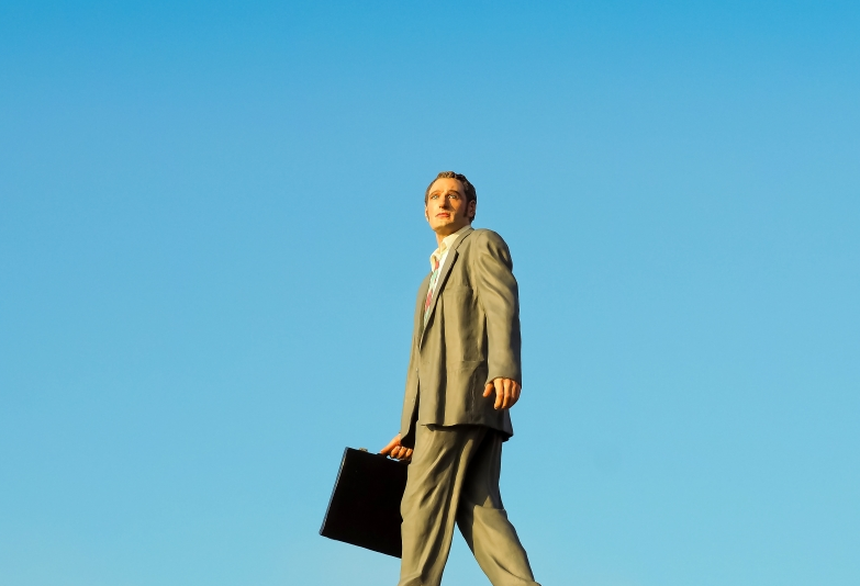 小红书广告跑奢侈品广告加粉成本多少?小红书电话是多少? 小红书广告跑奢侈品广告加粉成本多少?小红书电话是多少?