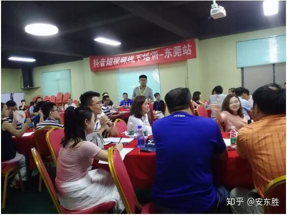 抖音营销怎么玩:高价抖音培训课程靠谱吗? 抖音营销怎么玩:高价抖音培训课程靠谱吗?