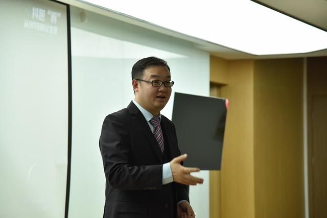 抖音百万粉丝大咖分享运营、涨粉、变现技巧,来看这一篇就够了! 抖音百万粉丝大咖分享运营、涨粉、变现技巧,来看这一篇就够了!