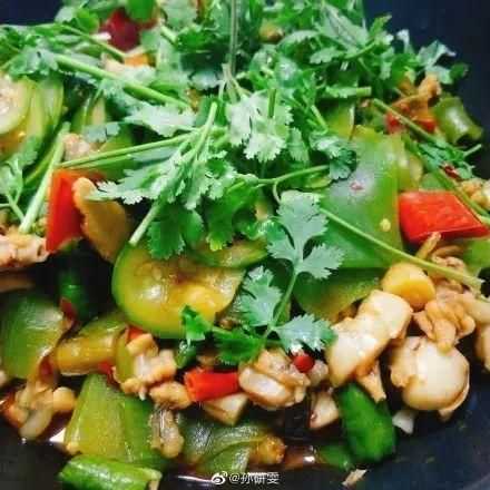 朋友,你喜欢吃香菜吗 朋友,你喜欢吃香菜吗