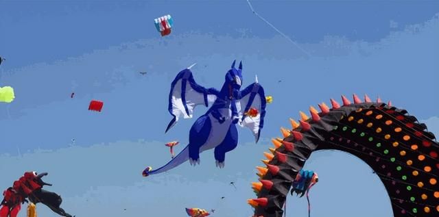 “潍坊风筝模仿空间站对接”上热搜!制作者揭秘如何“成功对接”:改版4次,十几人做了2个月 “潍坊风筝模仿空间站对接”上热搜!制作者揭秘如何“成功对接”:改版4次,十几人做了2个月