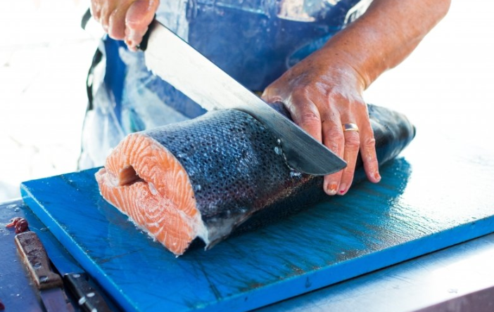 懂球帝广告推广的价格是多少？