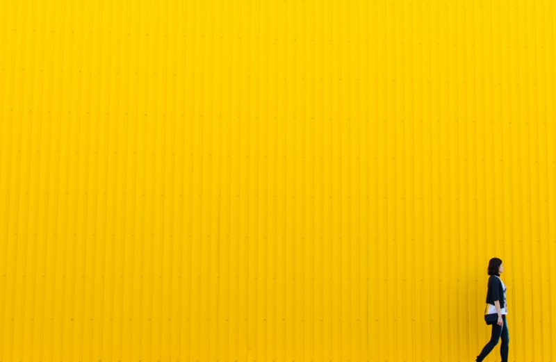 二类电商广告在美图怎么投放？美图信息流开户多少钱?