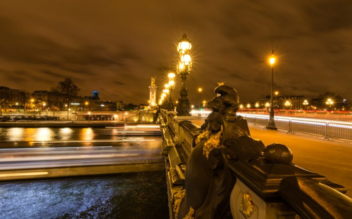 小米广告投放电话是多少？小米现在跑化工成本需要多少钱？