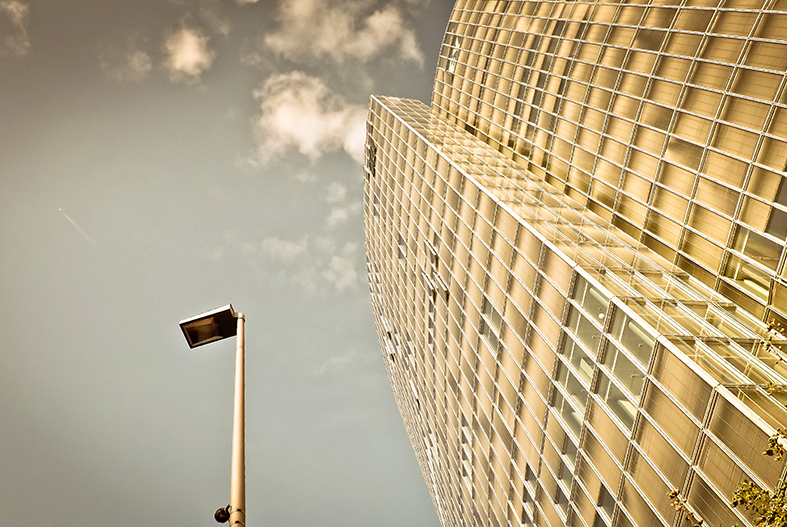 新浪投放广告怎么收费?上海新浪开户代理商电话是多少? 新浪投放广告怎么收费?上海新浪开户代理商电话是多少?