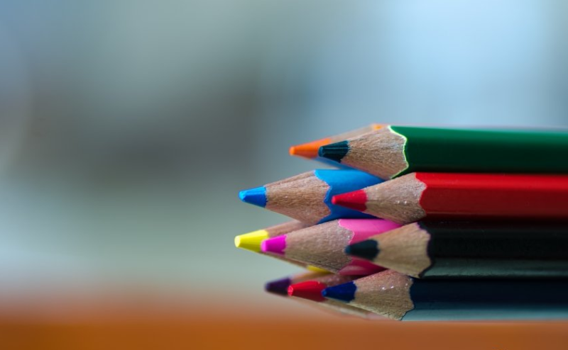 智慧树开户投放有哪些技巧？智慧树金属产业信息流广告如何收费？