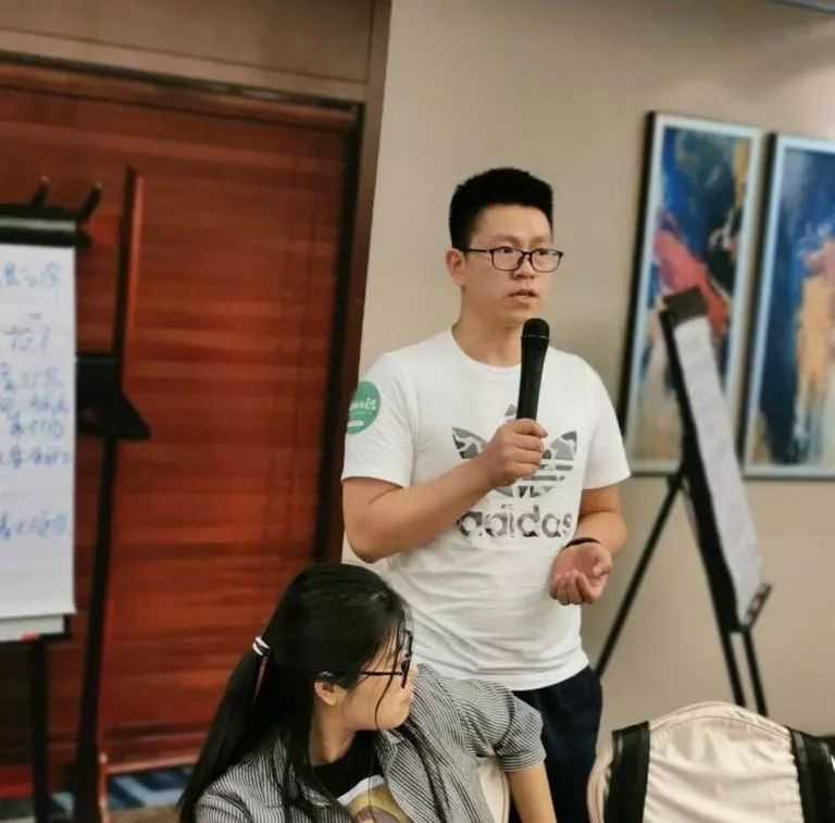 首届运营比武揭幕！美柚信息流广告怎么做？