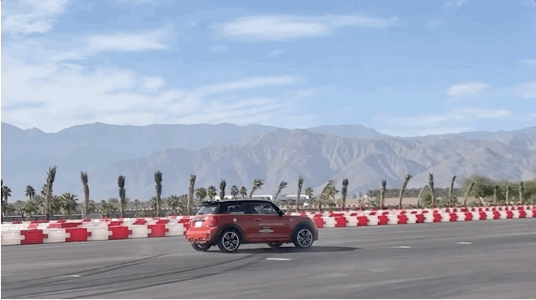 知乎广告投放：知乎汽车博主带你领略《五菱漂移》