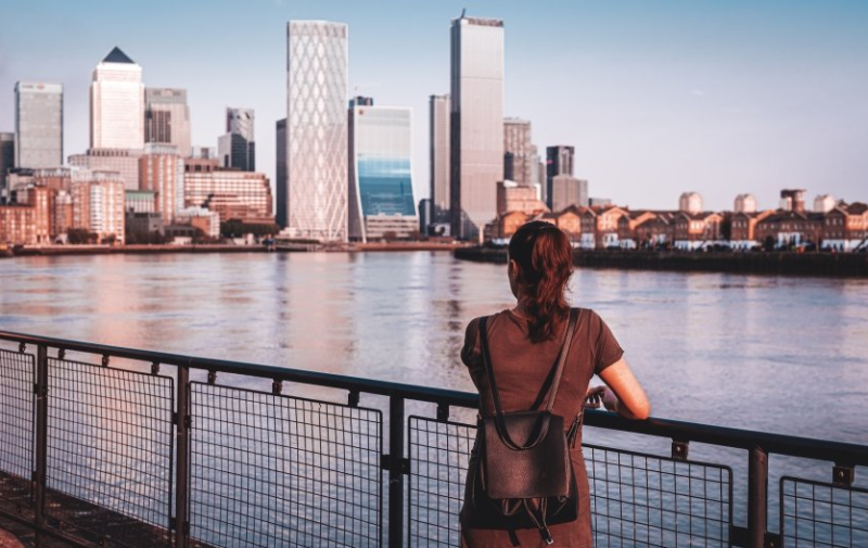 懂球帝跑旅游行业推广效果如何？懂球帝广告开户流程是什么？