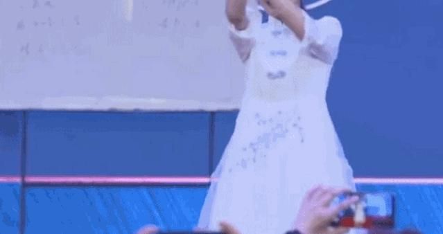 抖音上第一批网红现在怎么样了？