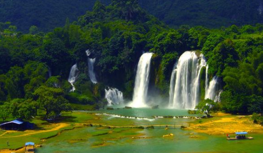 vivo品牌广告营销大会:同一屏,同一个世界·年轻的新世界 vivo品牌广告营销大会:同一屏,同一个世界·年轻的新世界