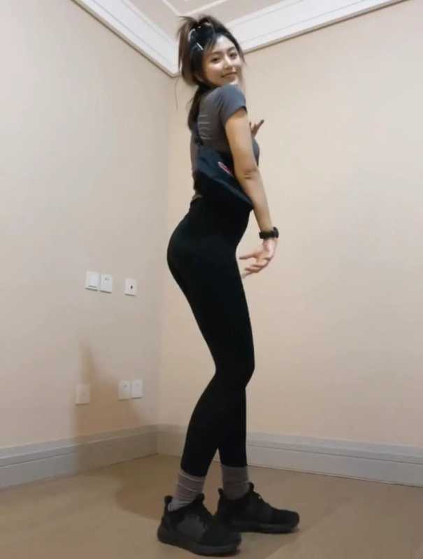 抖音美女网红前八名排行榜