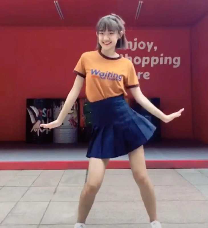 抖音美女网红前八名排行榜