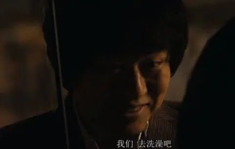 抖音网红女幼师,和小男孩亲嘴视频爆火:“男 抖音网红女幼师,和小男孩亲嘴视频爆火:“男