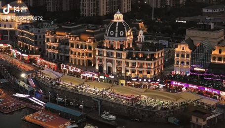 单亲奶爸凌晨三点下班，每天卖200斤小龙虾养女